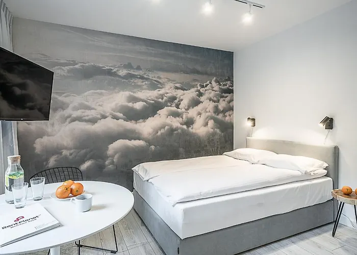 Rentplanet - Jodlowa Hotel *