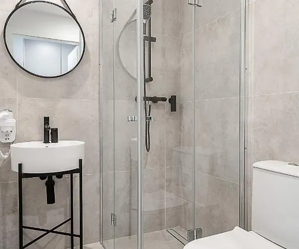 ホテル Rentplanet - Jodlowa *